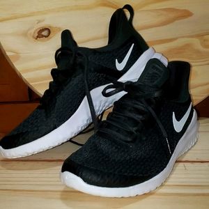 Women's Nike Shoes